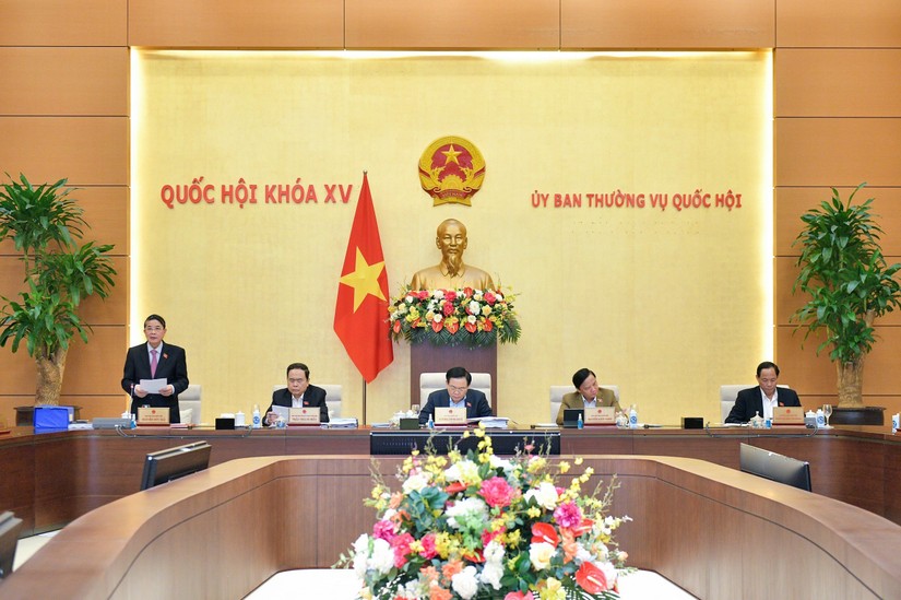 Phó Chủ tịch Quốc hội Nguyễn Đức Hải điều hành phiên họp. Ảnh: Quochoi