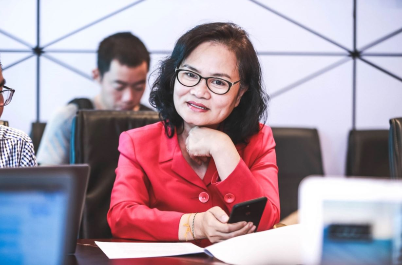 Bà Phạm Minh Hương chuyển giao vị trí Chủ tịch cho nhân sự 8X.