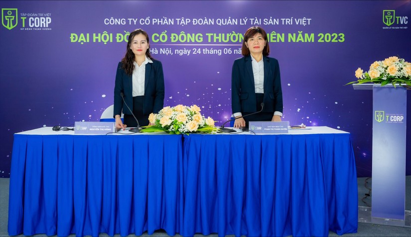 Lãnh đạo Tập đoàn Trí Việt tại ĐHĐCĐ thường niên năm 2023.