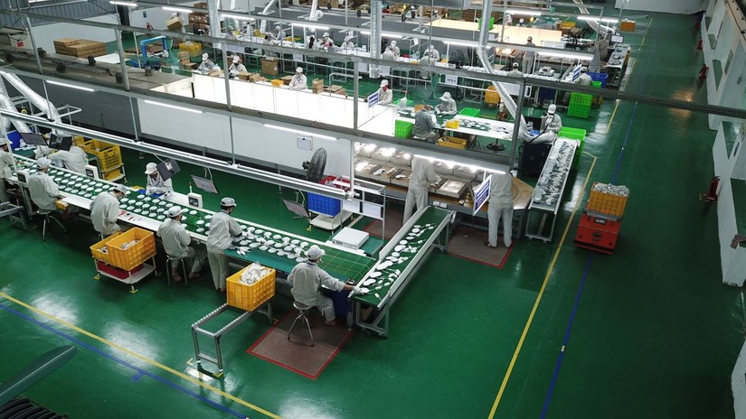 Dây chuyền sản xuất của Rạng Đông được tự động hóa cao.