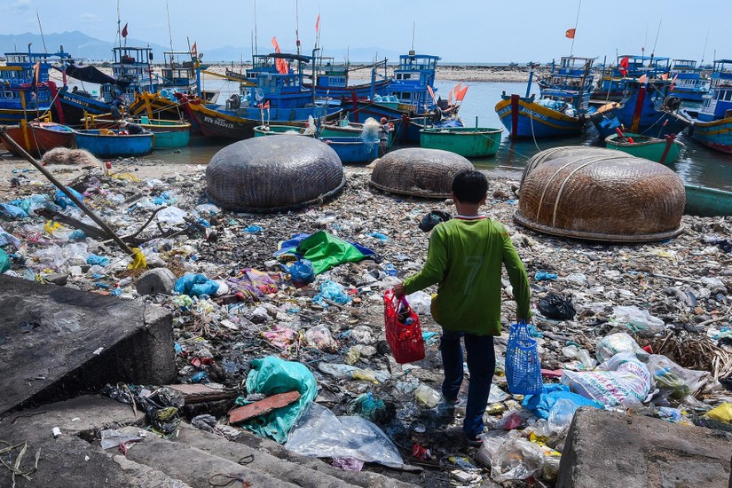 Hơn 70 - 80% rác thải nhựa trên biển có nguồn gốc từ đất liền
