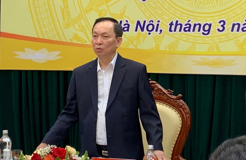 Phó Thống đốc Đào Minh Tú cho biết, trong 1-2 ngày tới sẽ có văn bản chính thức về việc triển khai gói tín dụng 120.000 tỷ dành cho nhà ở xã hội. Ảnh: Thu Trang