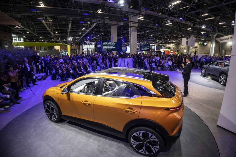 4 mẫu xe điện VinFast hút khách tại Paris Motor Show 2022