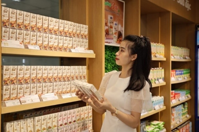 Bộ sưu tập giải thưởng 'khủng' của sản phẩm Vinamilk mới ra mắt - sữa hạt Super Nut