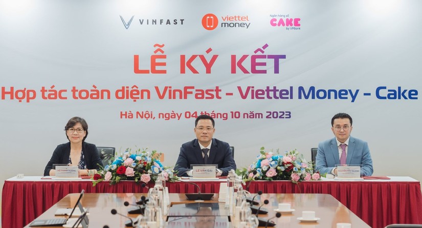 VinFast, Cake by VPBank và Viettel Money hợp tác hỗ trợ mua xe máy điện trả góp