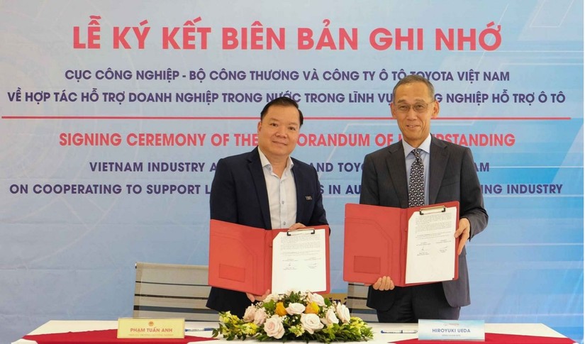 Lễ ký kết giữa Bộ Công thương và Toyota Việt Nam. Ảnh: moit.gov.vn