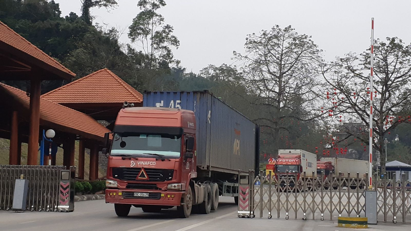 Lào Cai: Trung Quốc thông quan trở lại, hàng hóa xuất khẩu ngay trong đêm
