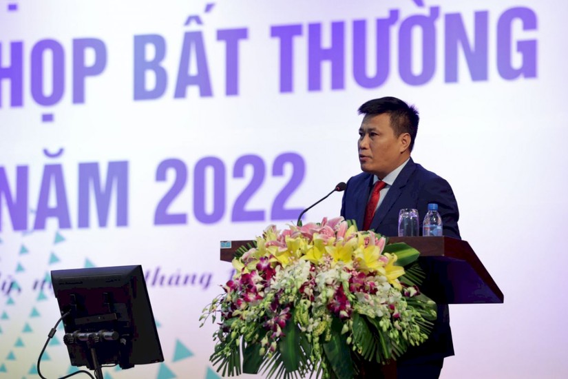 Chủ tịch HĐQT DPM Hoàng Trọng Dũng phát biểu tại buổi họp ĐHĐCĐ bất thường năm 2022. Ảnh: DPM
