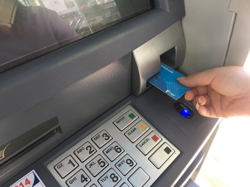 Từ 01/01/2022, người dân có thể mở thẻ ngân hàng online