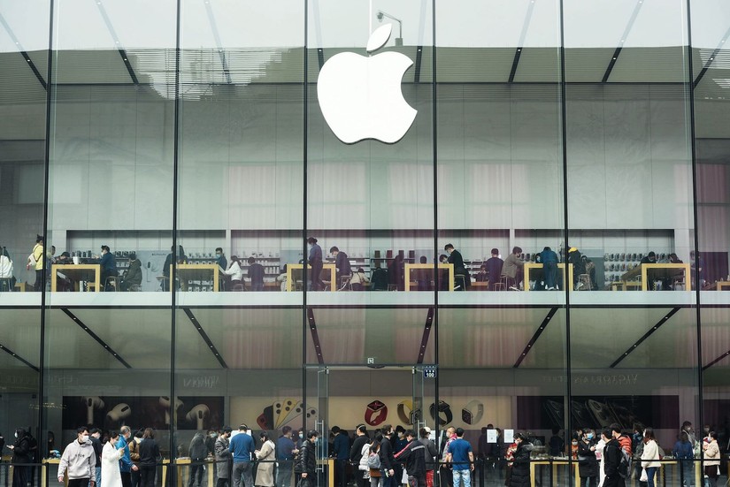 Apple ghi nhận doanh số bán hàng quý IV kỷ lục nhờ iPhone 13. Ảnh: AFP