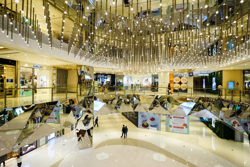 Một trung tâm thương mại tại Thượng Hải, Trung Quốc. Ảnh: Shutterstock