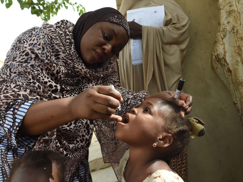 Vào năm 2021, Nigeria từng ghi nhận hơn 400 ca mắc bại liệt có nguồn gốc từ vaccine. Ảnh: Getty Images