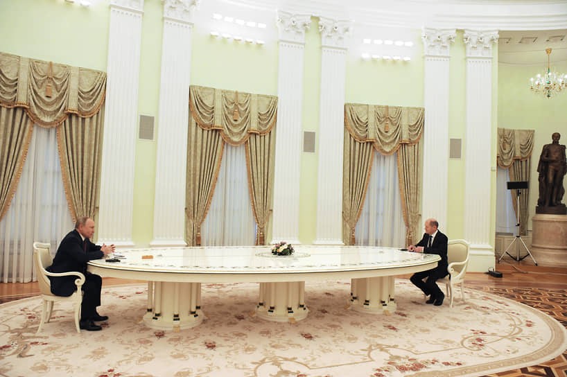 Thủ tướng Đức Olaf Scholz và Tổng thống Nga Vladimir Putin gặp mặt hồi tháng 2/2022. Ảnh: Global Look Press / Kremlin