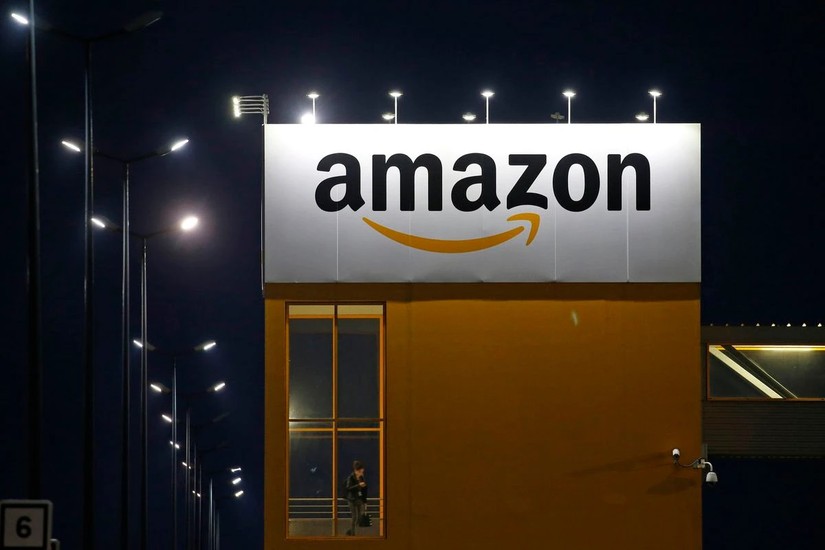 Các công nhân Amazon tại nhà kho Coventry tại Anh đã bỏ phiếu đồng thuận cho một cuộc đình công. Ảnh: Reuters
