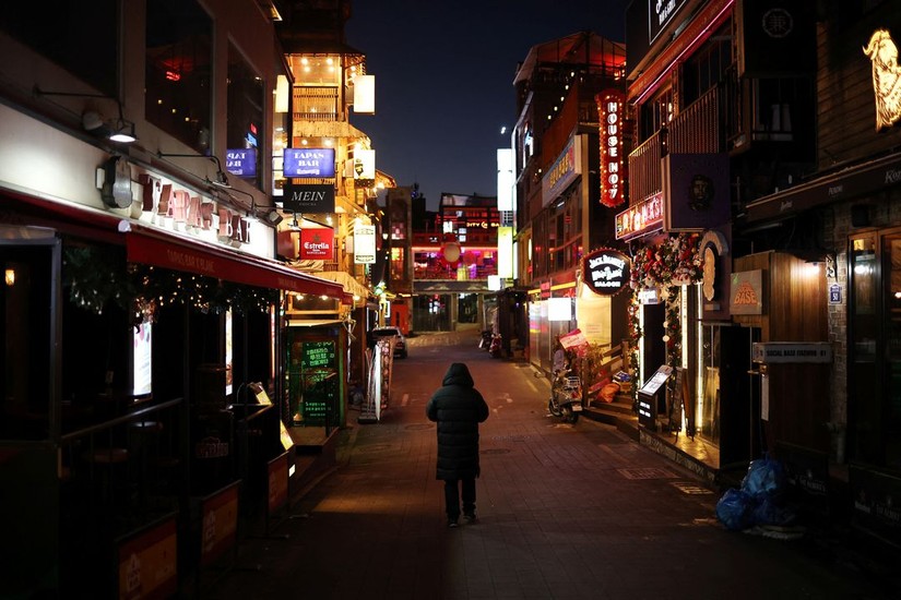 Itaewon là khu phố sôi động, nổi danh với những nhà hàng, quán bar cực chất. Hãy xem ảnh để phát hiện ra vẻ đẹp đa dạng và thú vị của khu phố độc đáo này!