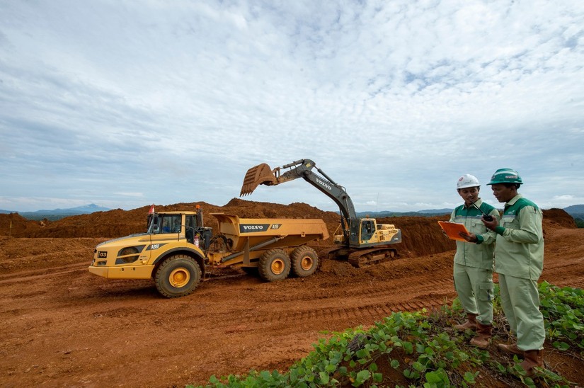 Mỏ bauxite Tayan ở Sanggau, Tây Kalimantan, được vận hành bởi công ty khai thác kim loại thuộc sở hữu nhà nước PT Aneka Tambang. Ảnh: Antam