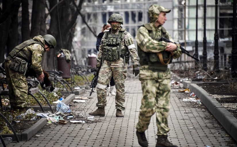 Binh lính Nga tại Mariupol, Ukraine hồi tháng 4/2022. Ảnh: AFP