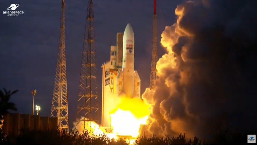 Tên lửa Ariane 5 rời bệ phóng thực hiện sứ mệnh cuối cùng của mình ngày 5/7 tại Kourou, Pháp. Ảnh: ariancespace