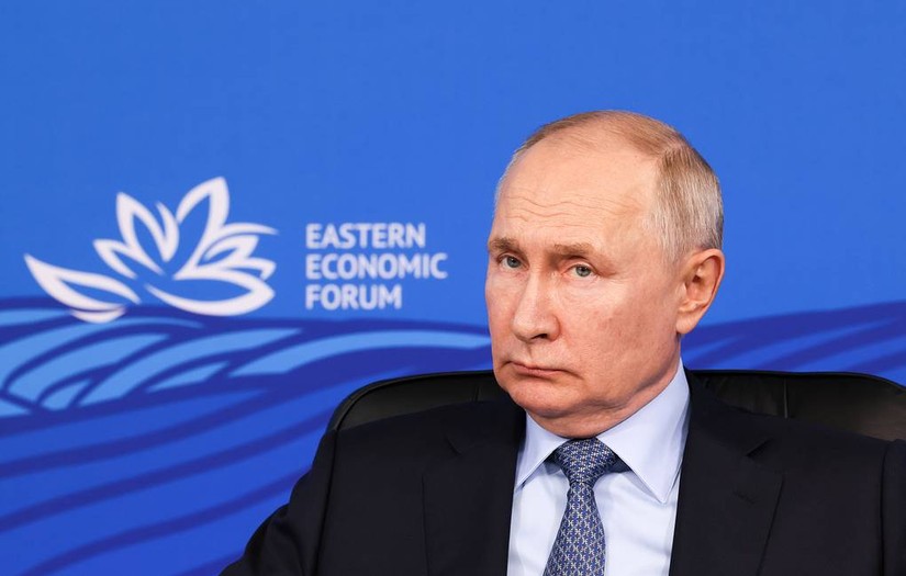 Tổng thống Nga Vladimir Putin tại Diễn đàn Kinh tế Phương Đông lần thứ 8 tại Vladivostok. Ảnh: TASS