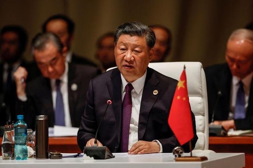 Chủ tịch Trung Quốc Tập Cận Bình tham dự phiên họp toàn thể trong Hội nghị thượng đỉnh BRICS 2023 tại Trung tâm Hội nghị Sandton ở Johannesburg, Nam Phi ngày 23/8/2023. Ảnh: Reuters