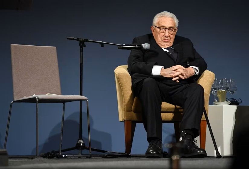Cựu Ngoại trưởng Mỹ Henry Kissinger tham dự lễ trao giải tại Cung điện Charlottenburg ở Berlin, Đức ngày 21/1/2020. Ảnh: Reuters