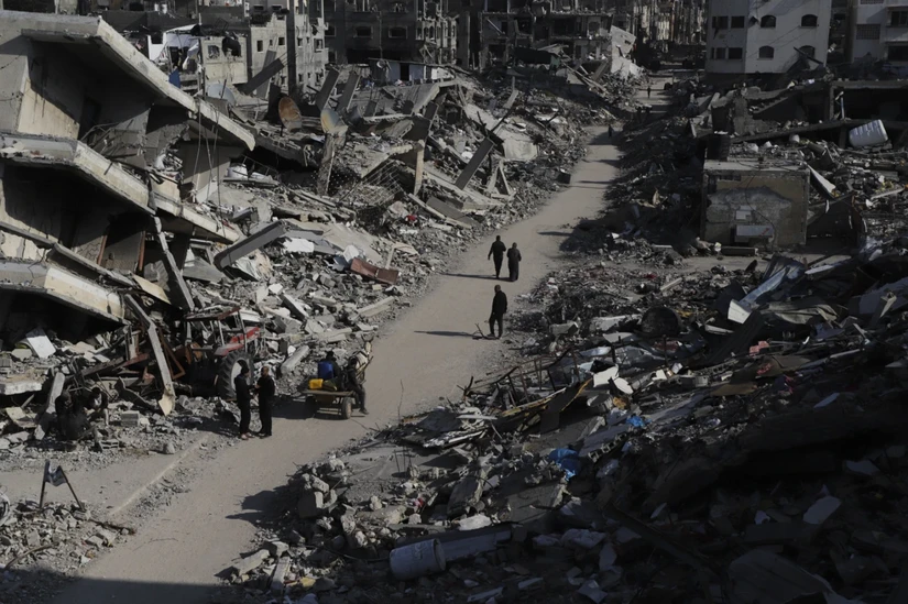 Đống đổ nát tại trại tị nạn Jabaliya, Gaza ngày 29/2/2024. Ảnh: AP