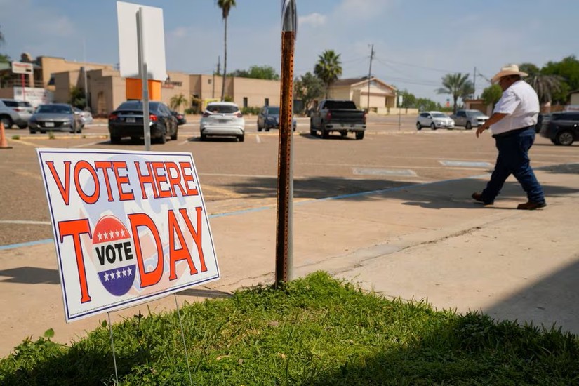 Địa điểm bỏ phiếu cho cuộc bầu cử sơ bộ ở Thành phố Rio Grande, Texas, Mỹ, ngày 5/3/2024. Ảnh: Reuters