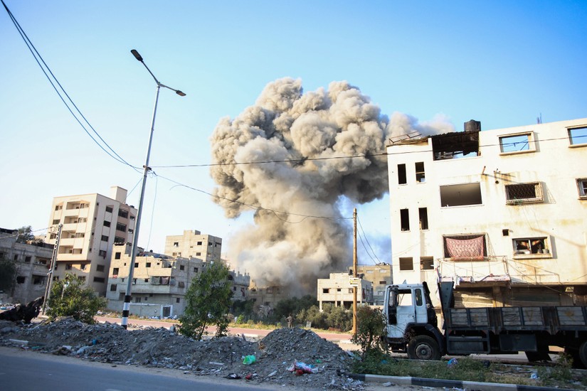 Quân đội Israel tấn công khu phố Al-Daraj ở thành phố Gaza ngày 16/4/20224. Ảnh: The Times of Israel