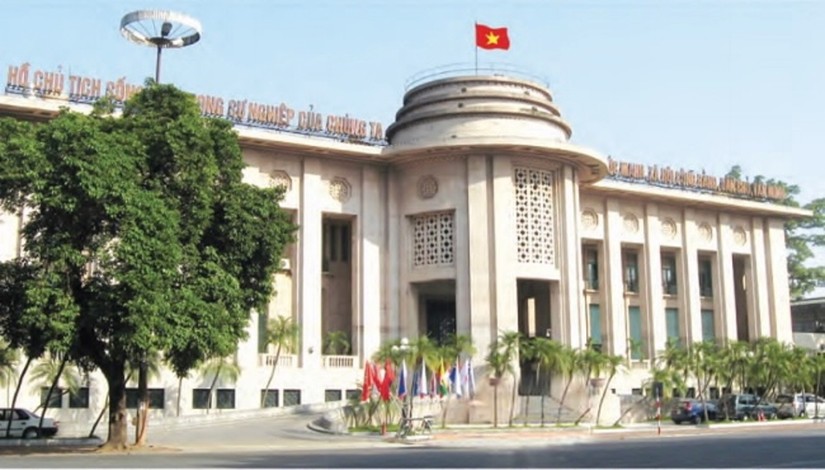 NHNN: Cần xem xét yếu tố thanh khoản đồng Việt Nam khi can thiệp thị trường ngoại tệ