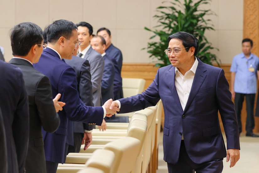Thủ tướng Chính phủ Phạm Minh Chính gặp mặt các lãnh đạo ngân hàng thương mại. Ảnh: VGP