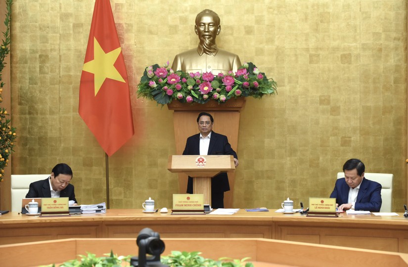Thủ tướng Phạm Minh Chính chủ trì phiên họp thường kỳ tháng 1/2023. Ảnh: VGP