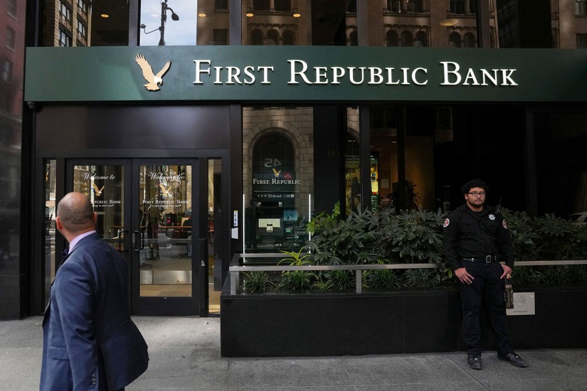 First Republic Bank sụp đổ, chính thức về tay JPMorgan
