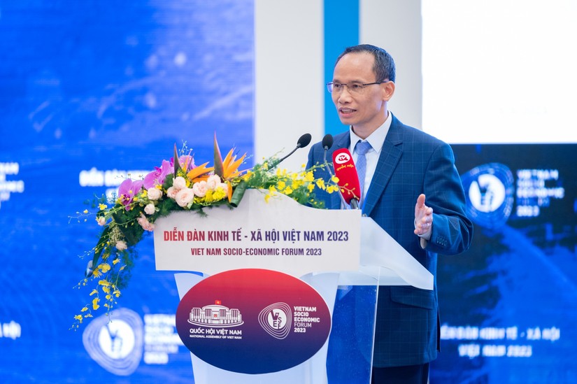 TS.Cấn Văn Lực, chuyên gia Kinh tế trưởng Ngân hàng BIDV.