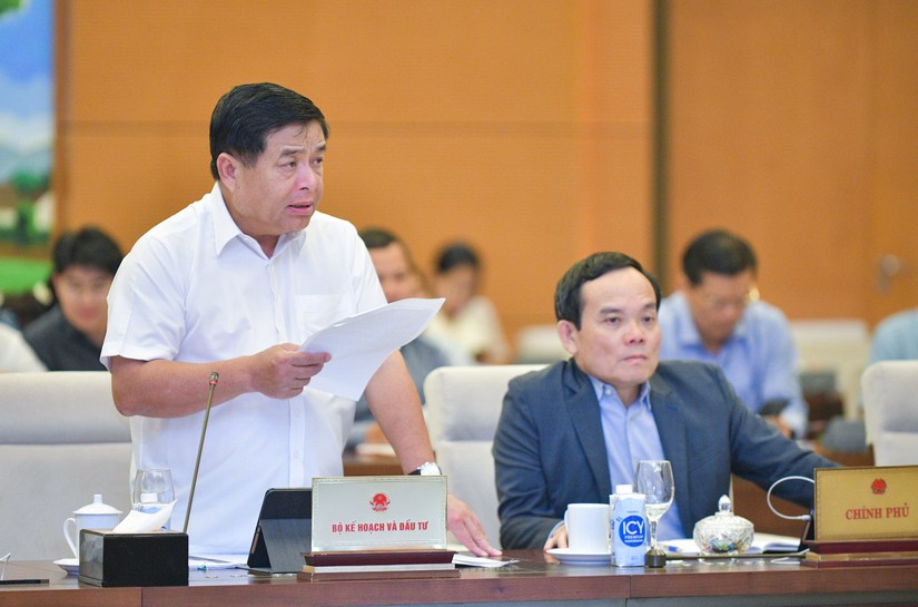 Bộ trưởng Bộ Kế hoạch và Đầu tư Nguyễn Chí Dũng - Ảnh: quochoi.vn