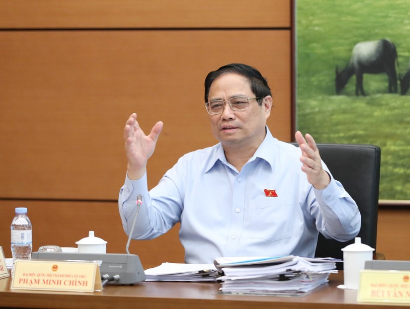 Thủ tướng Phạm Minh Chính nhấn mạnh, phải có các dự án lớn, xoay chuyển tình thế cho khu vực ĐBSCL - Ảnh: VGP
