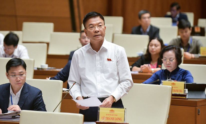 Bộ trưởng Tư pháp Lê Thành Long - Ảnh: quochoi.vn