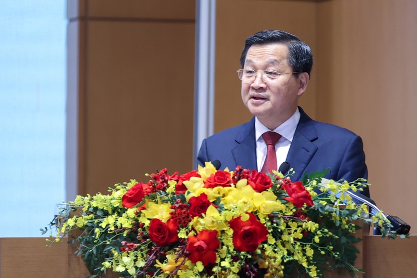 Phó Thủ tướng Lê Minh Khái: Chính phủ xác định chủ đề điều hành năm 2024 là "Kỷ cương trách nhiệm, chủ động kịp thời, tăng tốc sáng tạo, hiệu quả bền vững". Ảnh VGP