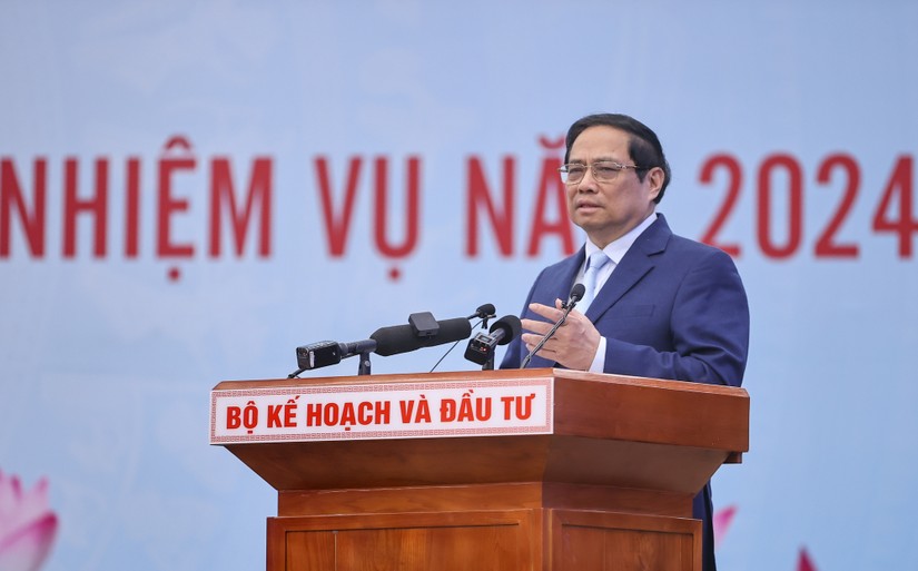 Thủ tướng Chính phủ Phạm Minh Chính dự Hội nghị trực tuyến toàn quốc tổng kết công tác năm 2023 và triển khai nhiệm vụ năm 2024 của Bộ KH&ĐT. Ảnh: VGP