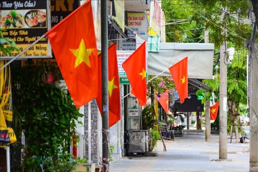 UOB: Đà phục hồi năm 2024 của Việt Nam đang đi đúng hướng