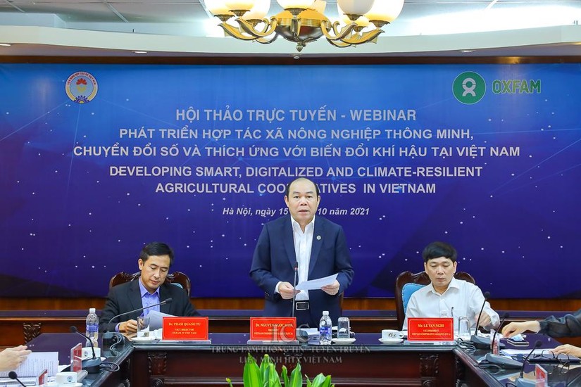 Hội thảo “Phát triển mô hình Hợp tác xã thông minh, chuyển đổi số thích ứng với biến đổi khí hậu tại Việt Nam”. Ảnh: vca.org.vn