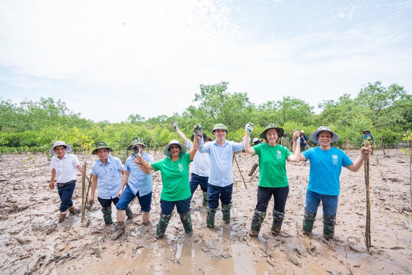 8.000 người dân địa phương tại tỉnh Thanh Hóa được hưởng lợi từ chương trình hỗ trợ chống biến đổi khí hậu cộng đồng của UNDP.