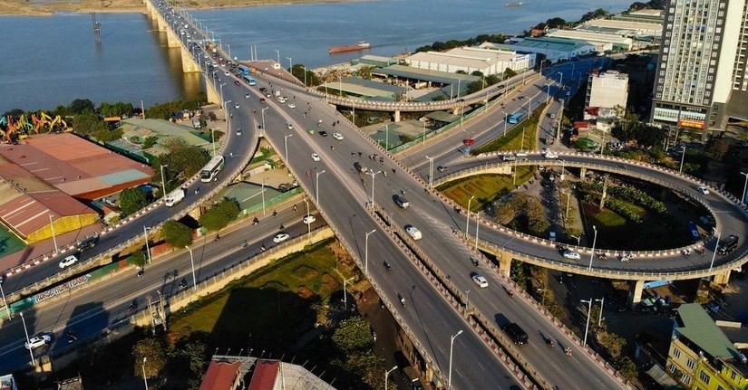 Kêu gọi các dự án đầu tư có ý nghĩa quan trọng đối với phát triển kinh tế - xã hội của vùng Đồng bằng Sông Hồng. 