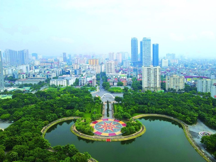 Xác định mục tiêu đến năm 2030 phát triển Thủ đô Hà Nội là thành phố “văn hiến - văn minh - hiện đại”. Ảnh: VGP.