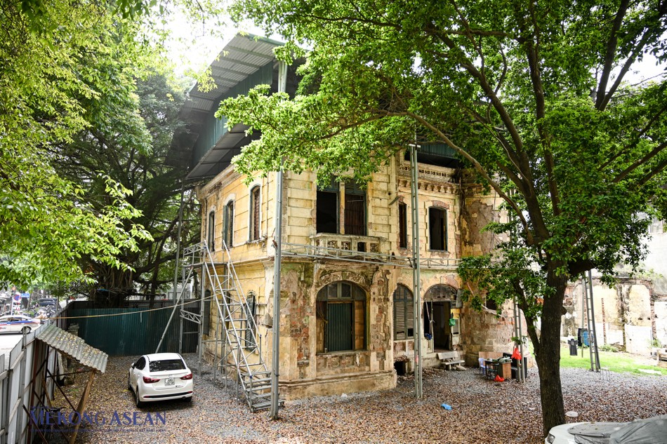 Mẫu thiết kế biệt thự tân cổ điển 2 tầng ở Quảng Ninh